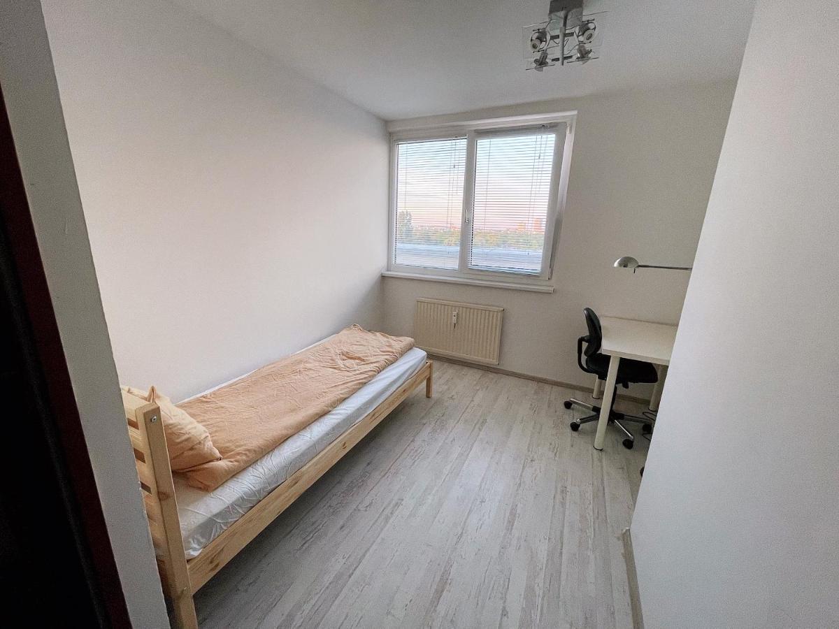 Schone Wohnung Mit Dachterrasse Вена Экстерьер фото